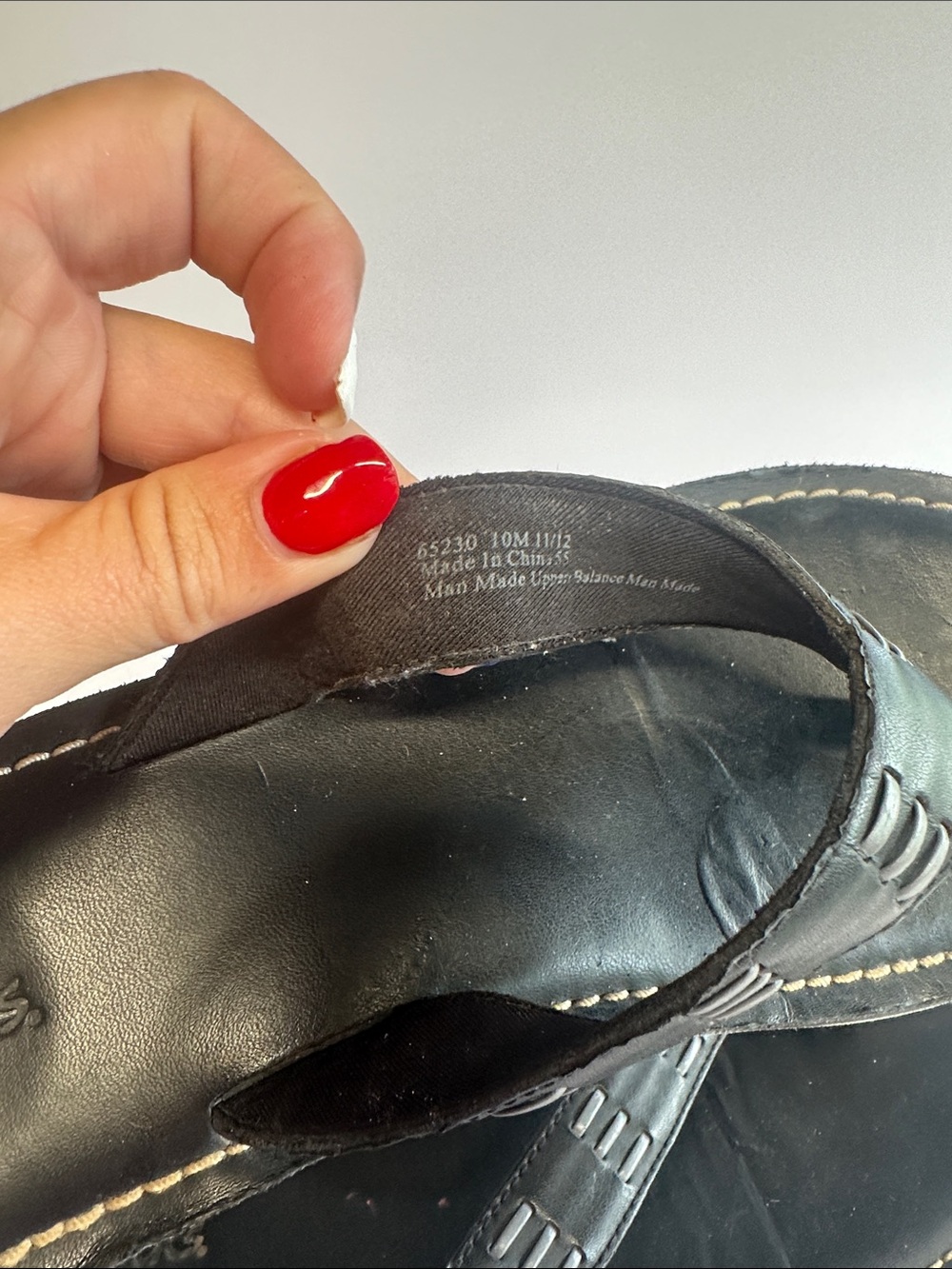 Clarks women’s black leather sandals size 10 - Picture 5 of 5